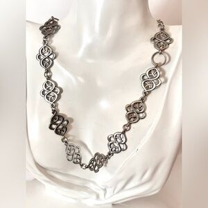 🌷5/25$ Celtic knot symbol silver tone necklace